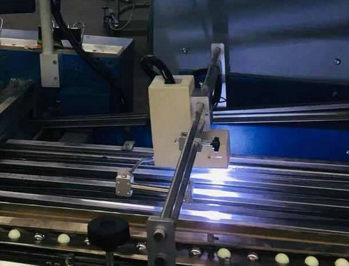 高速流水线DLIA机器视觉自优化 (2).jpg