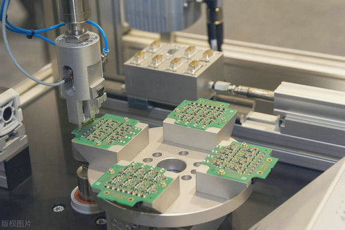 DeepSeek大模型机器视觉检测 (1).jpg