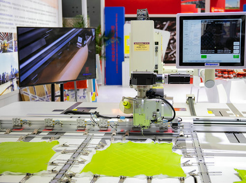 产线实时瑕疵无接触监控 (1).jpg