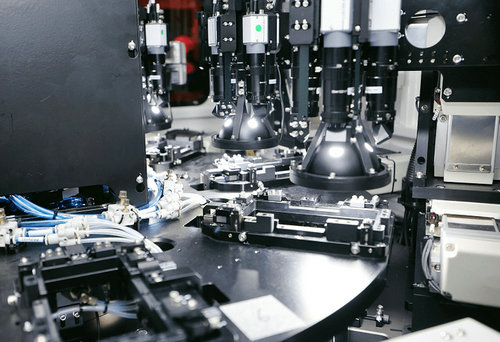 深圳工业AI缺陷检测平台 (1).jpg